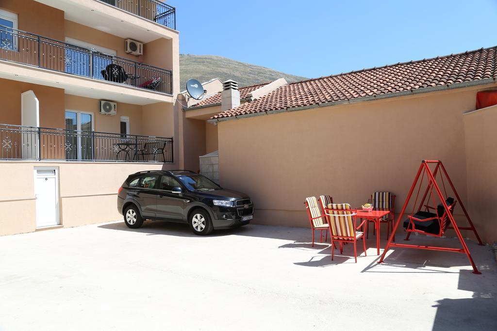 Mango Apartments تريبينيي المظهر الخارجي الصورة